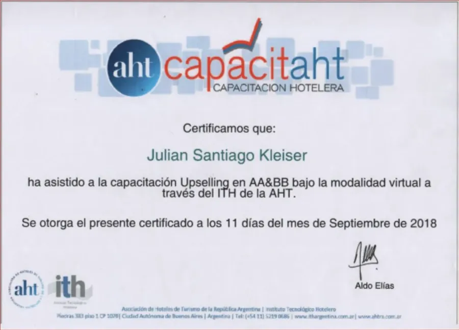 Certificado de capacitación en Upselling en alimentos y bebidas de la AHT y el ITH, septiembre de 2018